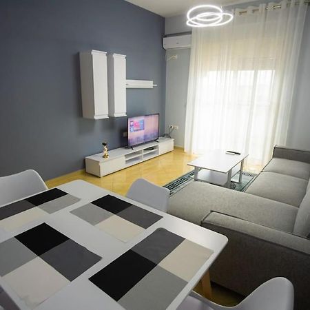 Apartment In Vlore Kejvi Luaran gambar